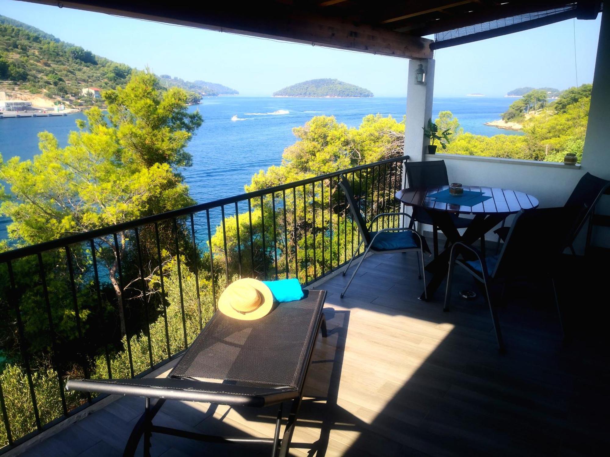 With Sea Views Apartman Vela Luka